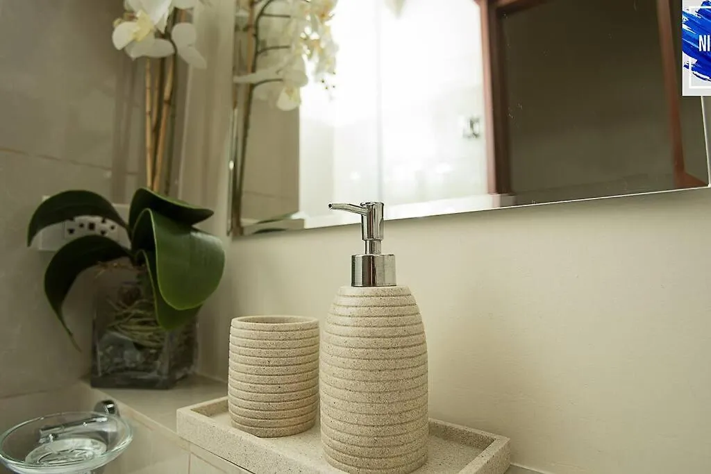 شقة Casa Niekolaus I Cozy Studio Unit And Free Parking مانيلا