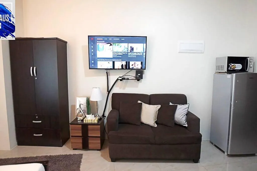 Casa Niekolaus I Cozy Studio Unit And Free Parking Manila