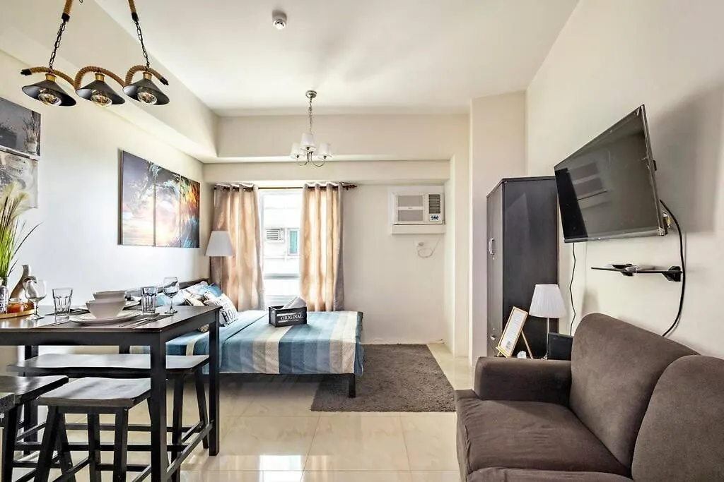 Casa Niekolaus I Cozy Studio Unit And Free Parking Manila Apartment