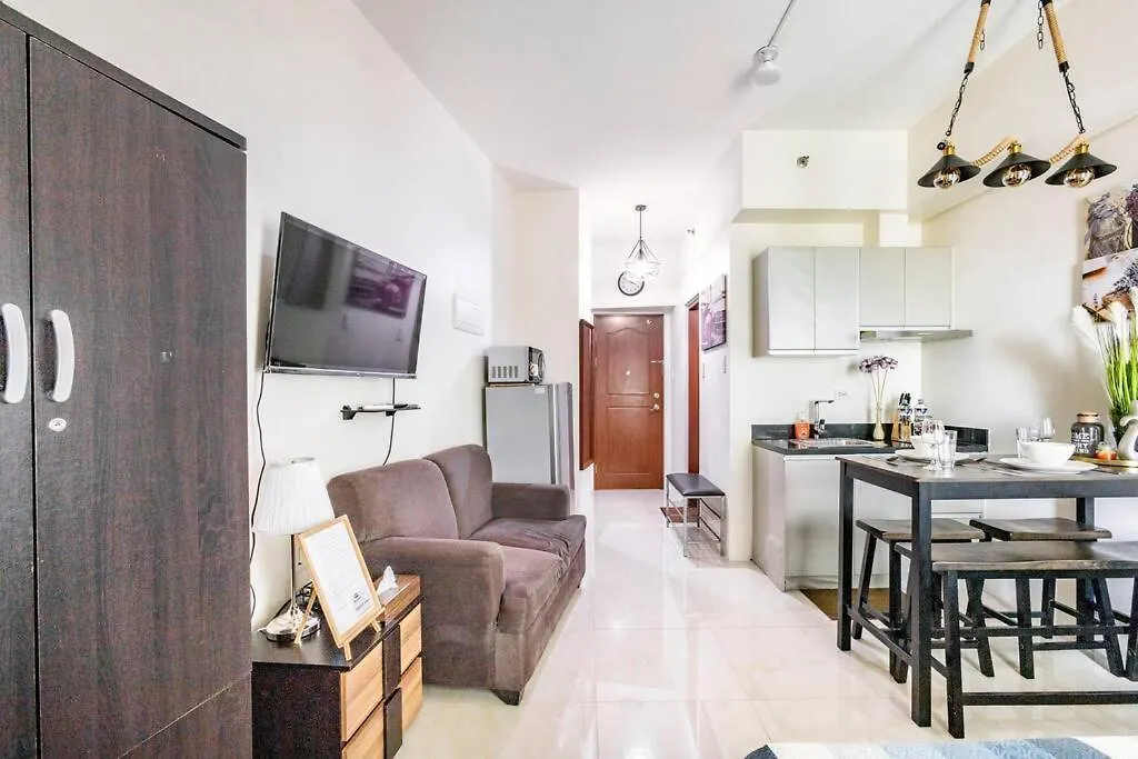 Casa Niekolaus I Cozy Studio Unit And Free Parking Manila