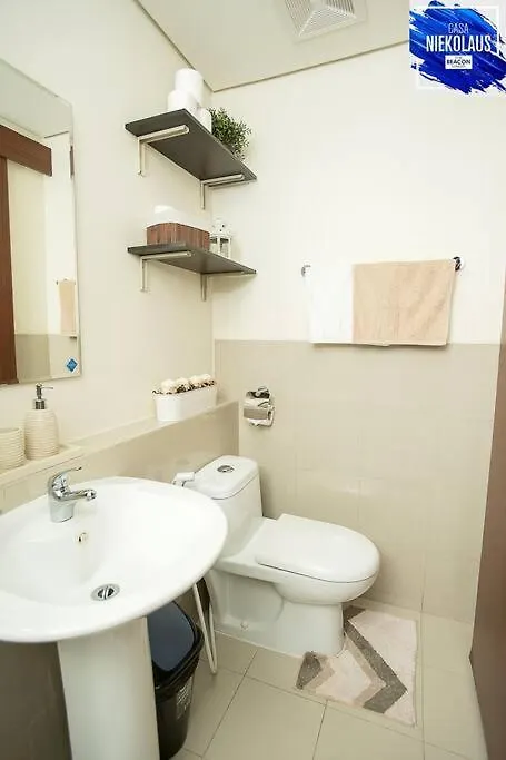 Casa Niekolaus I Cozy Studio Unit And Free Parking Manila 0*,  Philippines